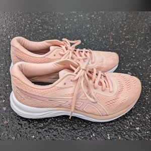 ASICS Women's Gel-Excite 6 Running Shoes. Used